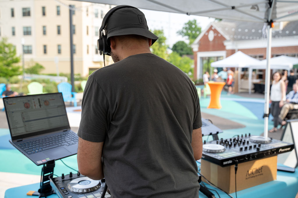 Experience a live DJ at one of the many outdoor events at The Parks.