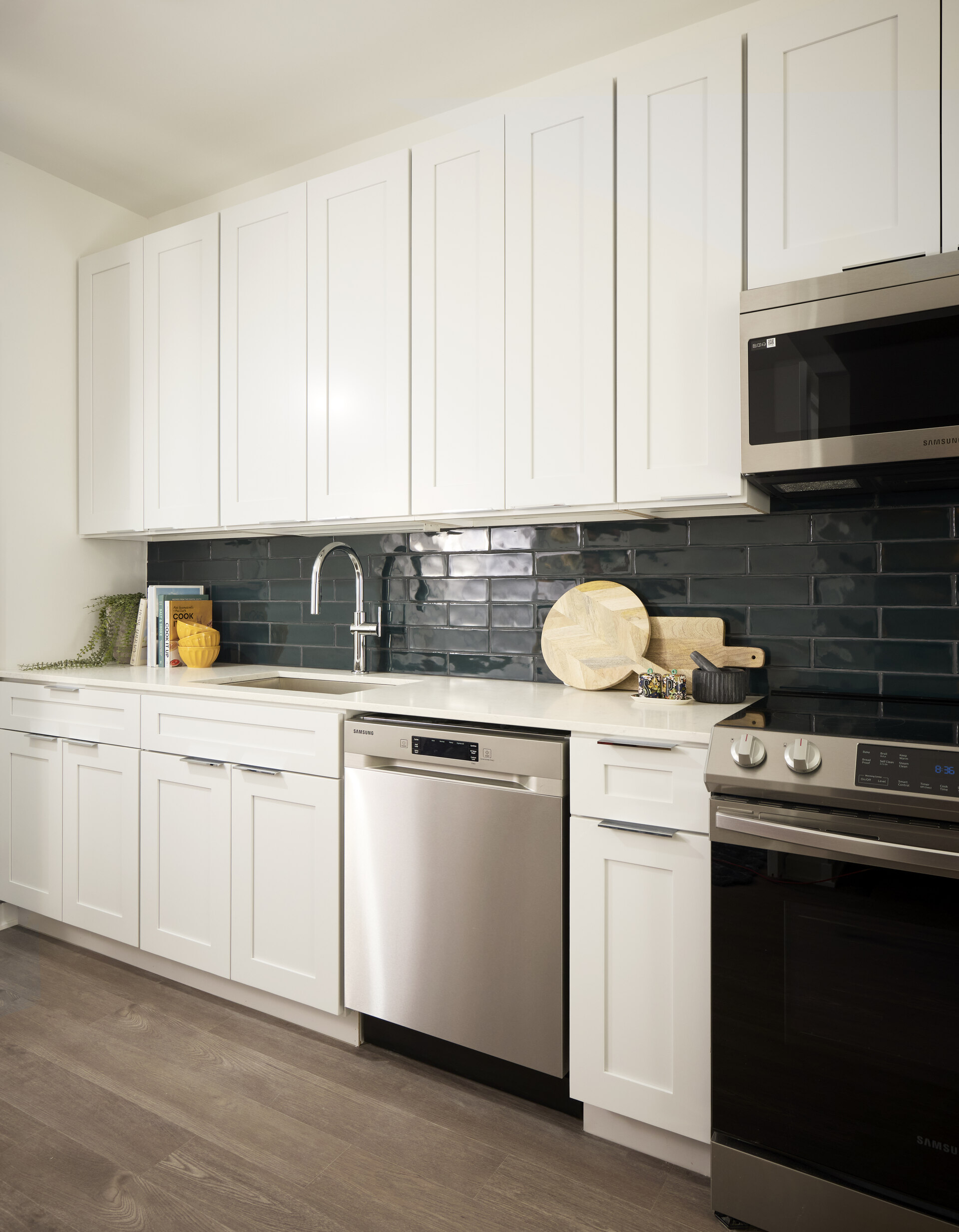 Reynard-Luxury-Apartment-Kitchen-in-Washington-D.C.-Metro