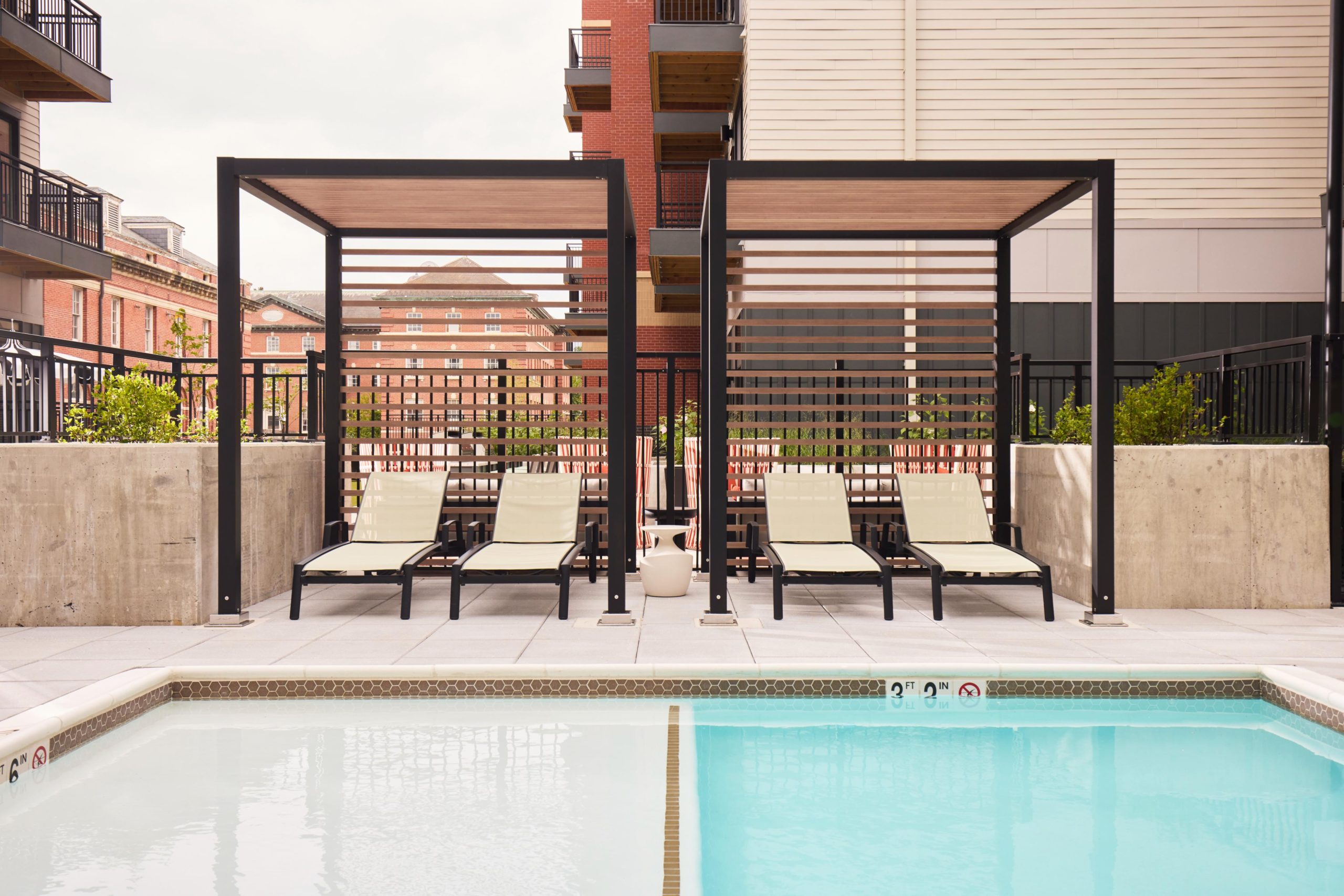 Reynard-Luxury-Community-PoolCabanas-in-Washington-D.C.-Metro